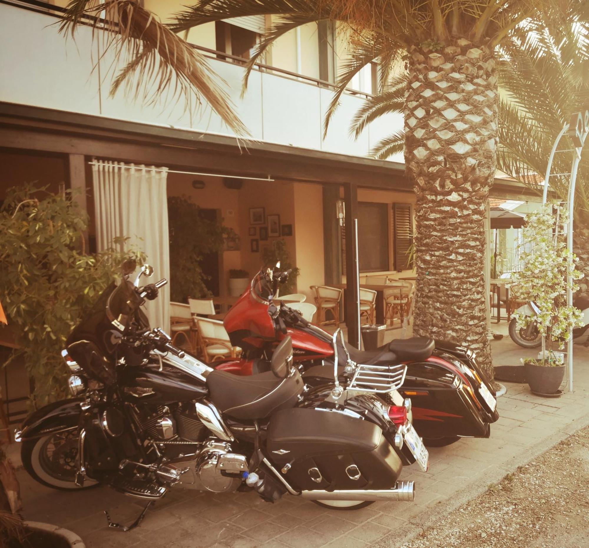 Hotel Licia *